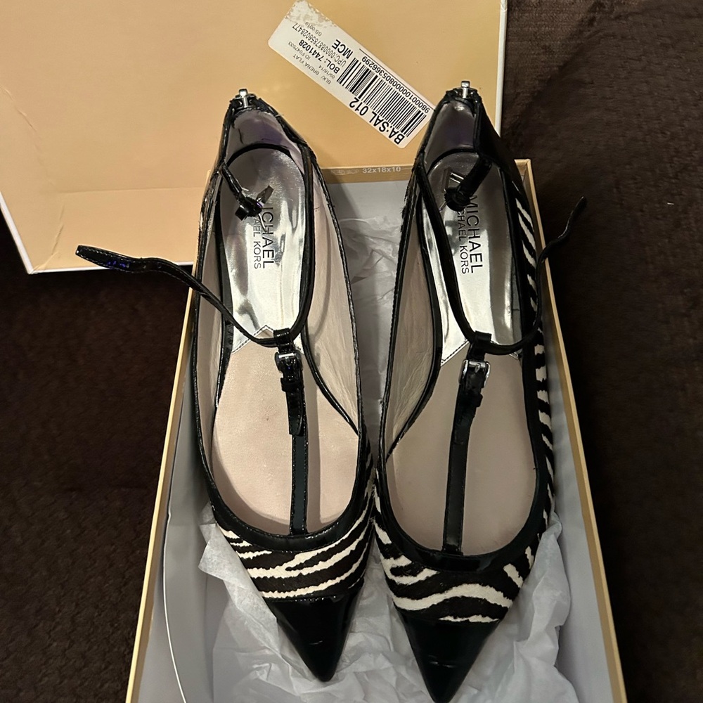 MICHAEL KOR’S BEAUTIFUL FLATS, MATCHING SHIRT LISTED IN MY CLOSET.